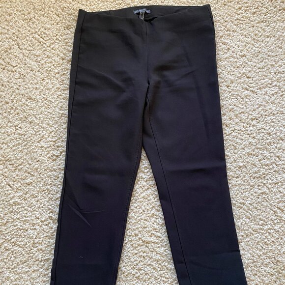 Cropped Pull-On Pant With Tailored Details - Picture 2 of 3